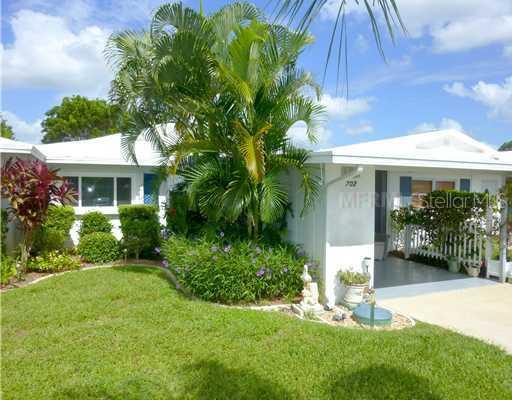 702 Fair Winds Dr., Nokomis, FL 34275