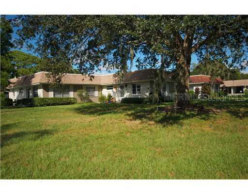 1383 Glendale Cir. #211, Sarasota, FL 34232