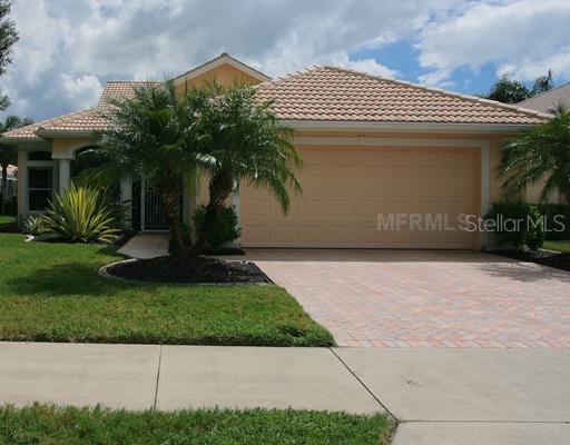 456 Pinewood Lake Dr., Venice, FL 34285