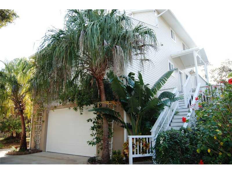 927 Bayshore Rd., Nokomis, FL 34275