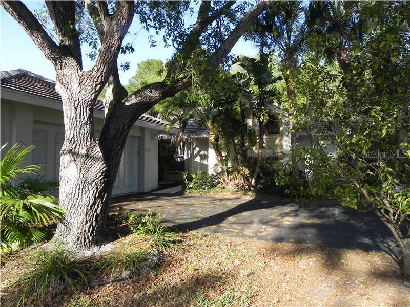 302 Pembroke Dr. #185, Venice, FL 34293