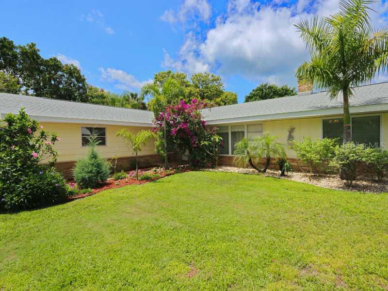 1805 Bayshore Rd., Nokomis, FL 34275