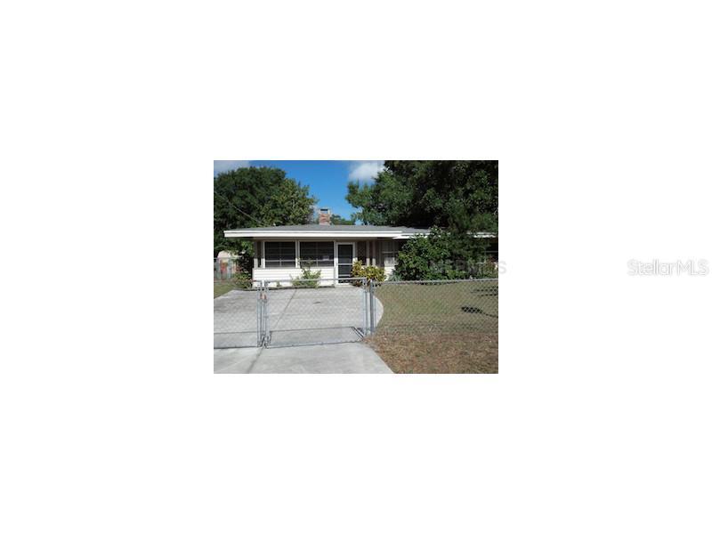 832 Trotter Ave., Sarasota, FL 34237