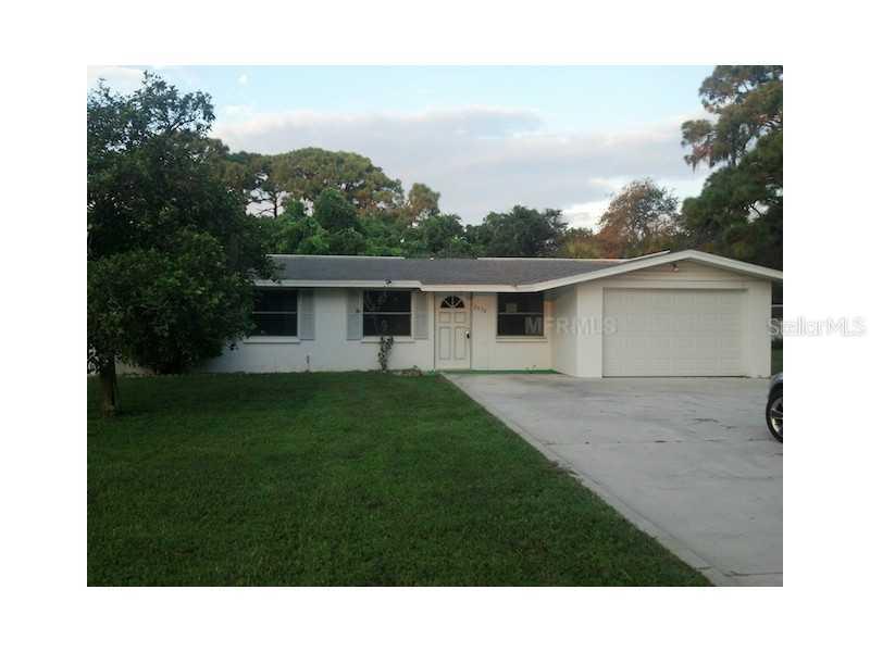 2070 Alamander Ave., Englewood, FL 34223