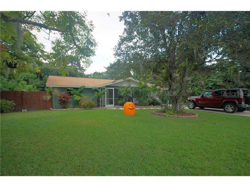 3205 Siesta Dr., Venice, FL 34293