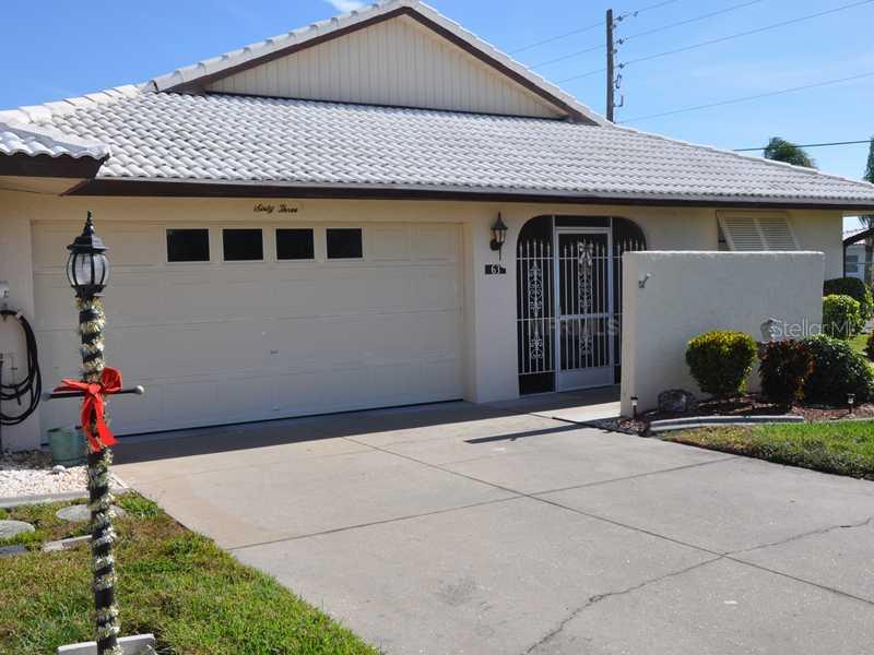 63 Sandstone Cir., Venice, FL 34293