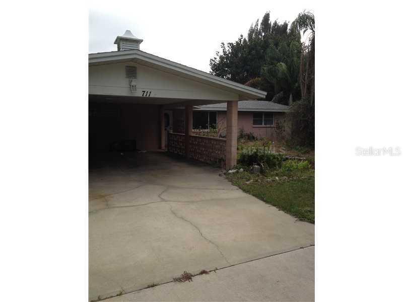 711 Orchard Ln., Englewood, FL 34223