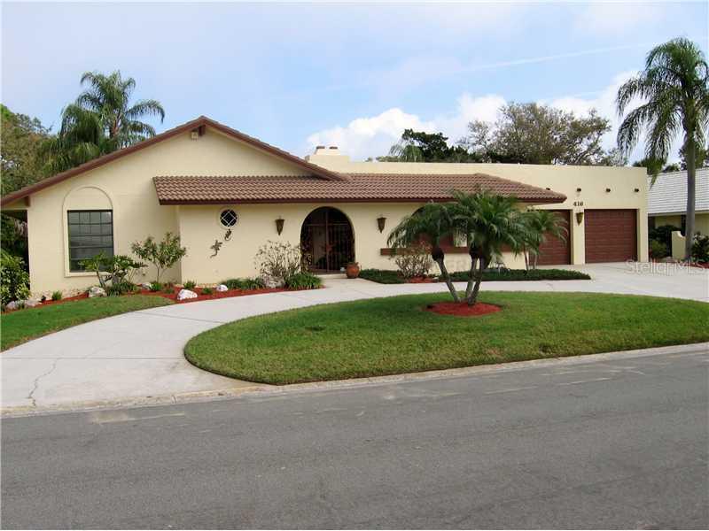 416 Yacht Harbor Dr., Osprey, FL 34229