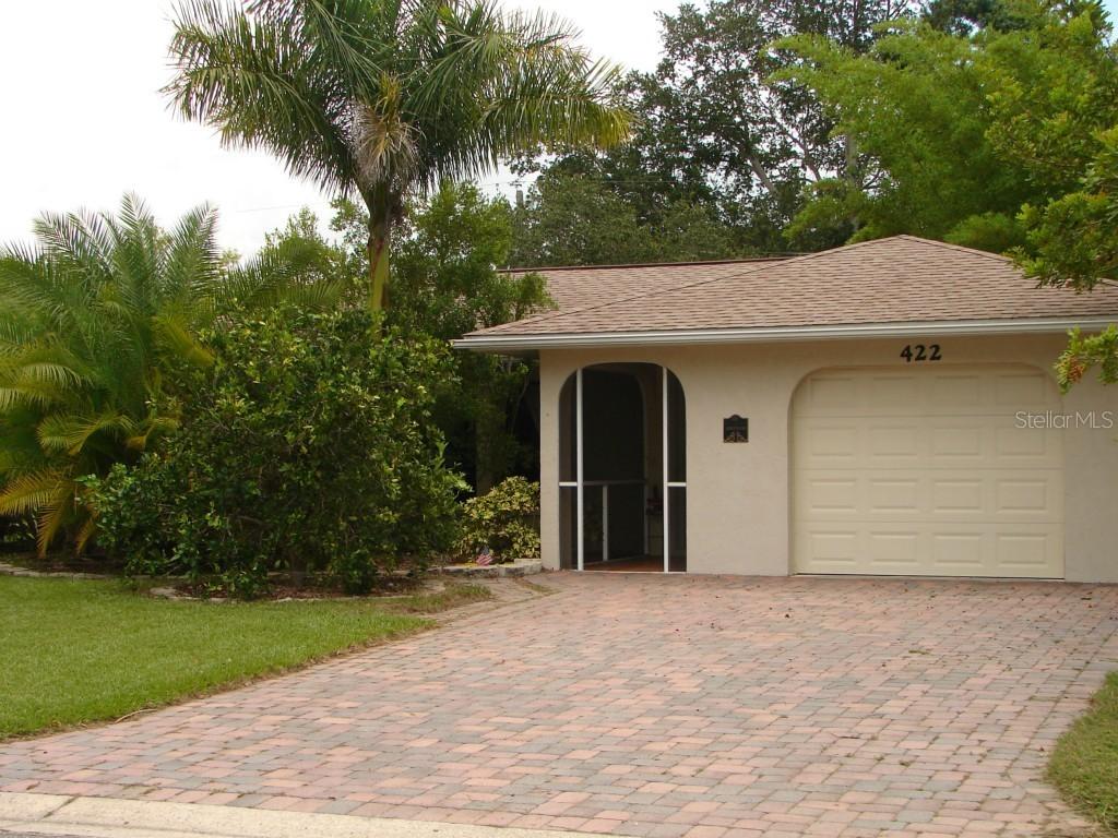 422 Pineview Dr., Venice, FL 34293