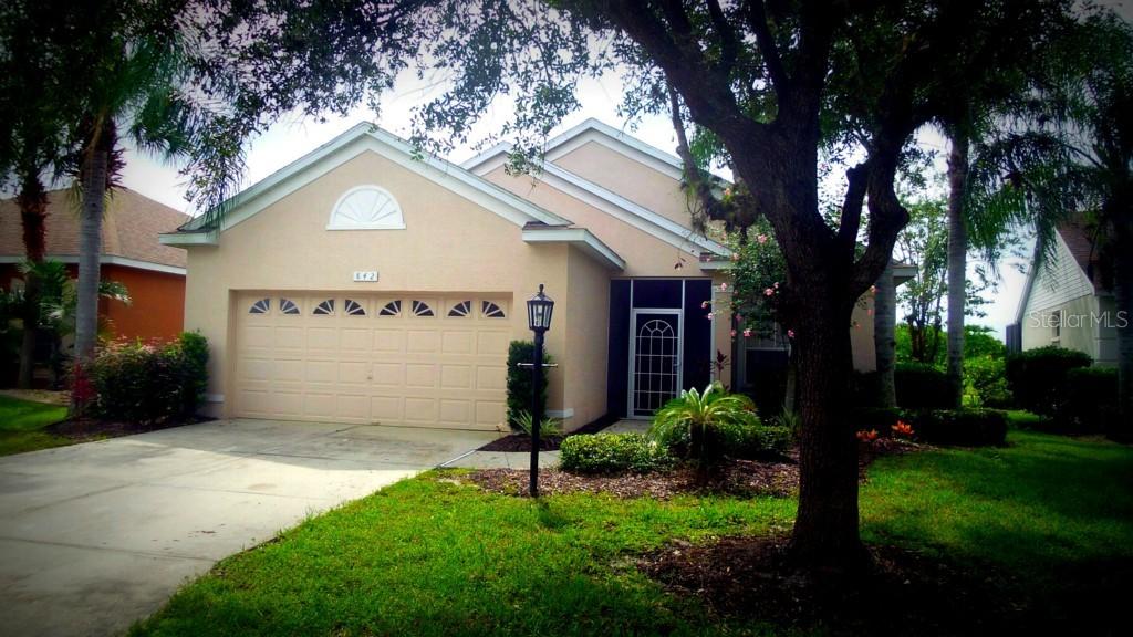 842 Springwood Cir., Bradenton, FL 34212