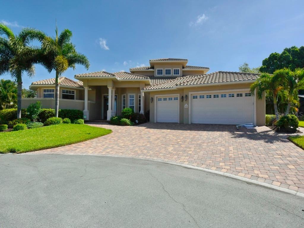 432 Sorrento Dr., Osprey, FL 34229