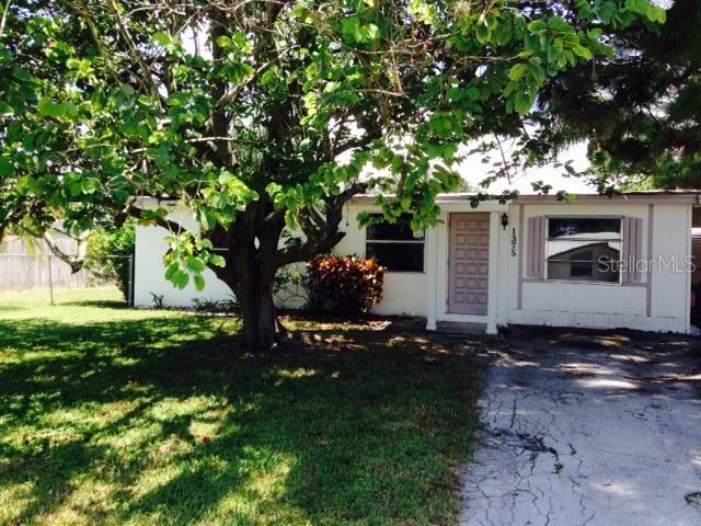 1375 Sharlo Ln., Englewood, FL 34224