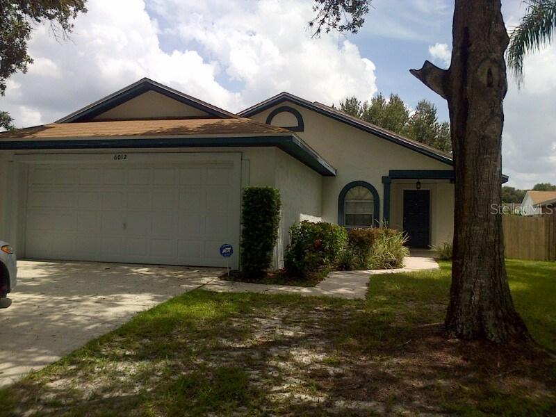 6012 Crickethollow Dr., Riverview, FL 33569