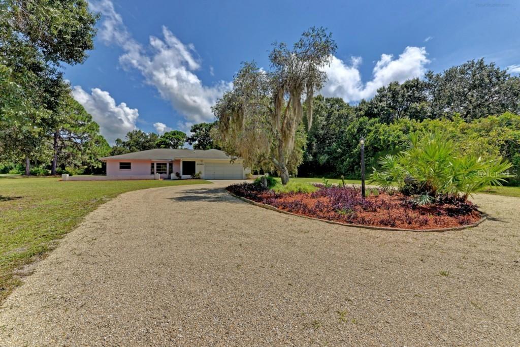 2080 E Dolphin Dr., Englewood, FL 34223