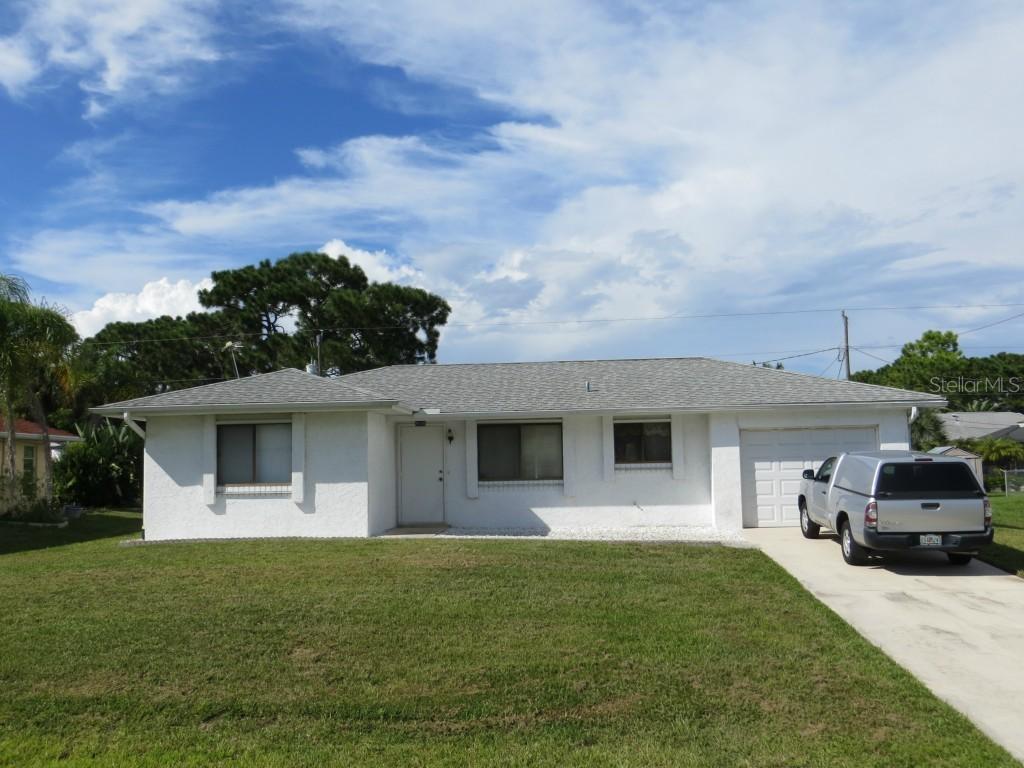 9430 Klamath Falls Ave., Englewood, FL 34224
