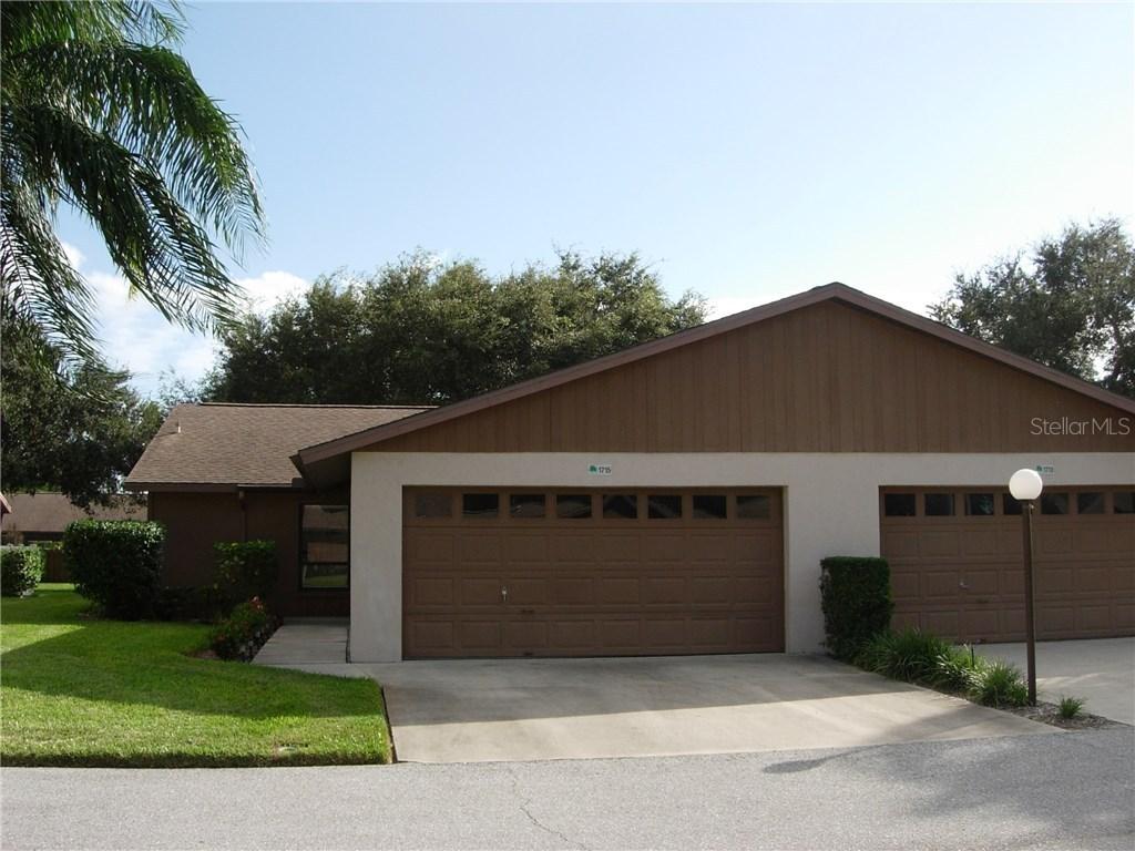 1715 Curry Tr. #27, Nokomis, FL 34275