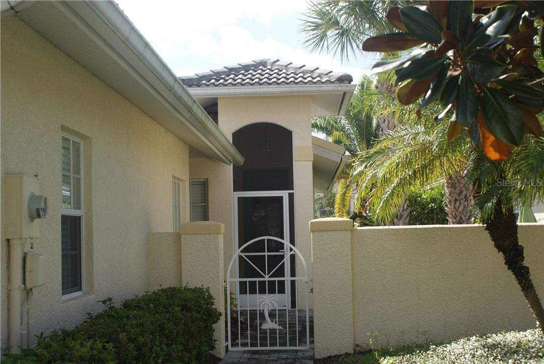 311 Reclinata Cir., Venice, FL 34292