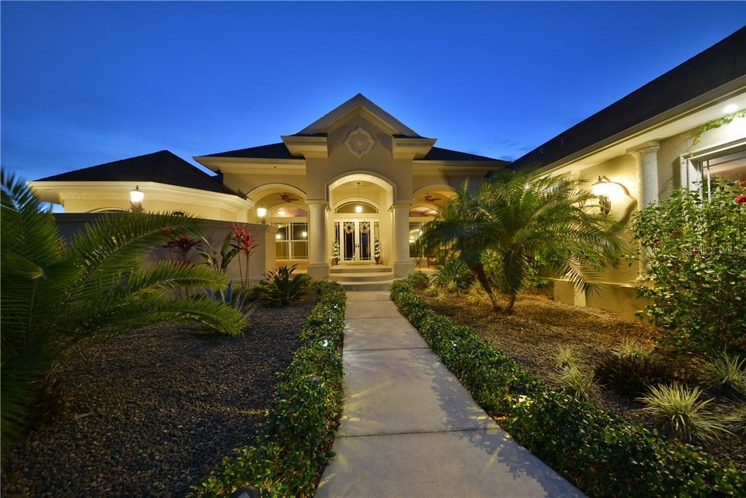 2001 Kabbaby St., North Port, FL 34288