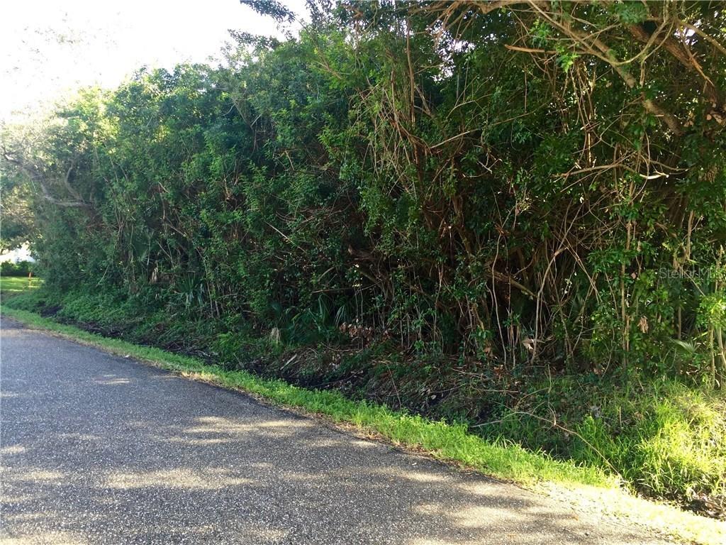 Azure Rd., Venice, FL 34293