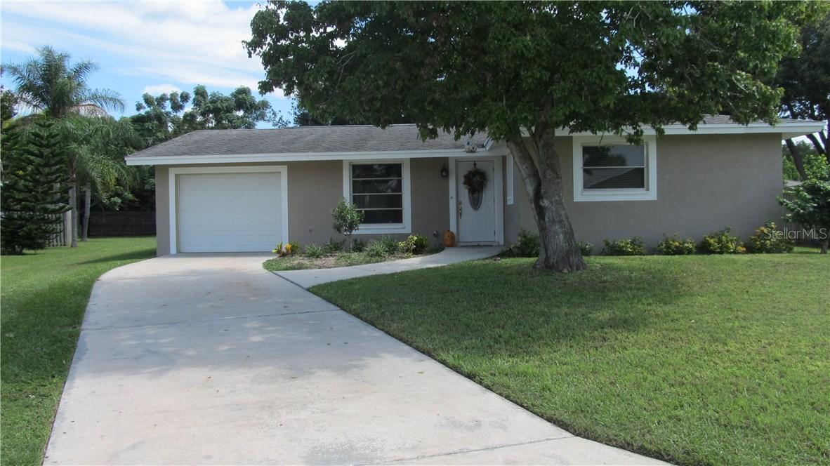 126 Paddington Rd., Venice, FL 34293