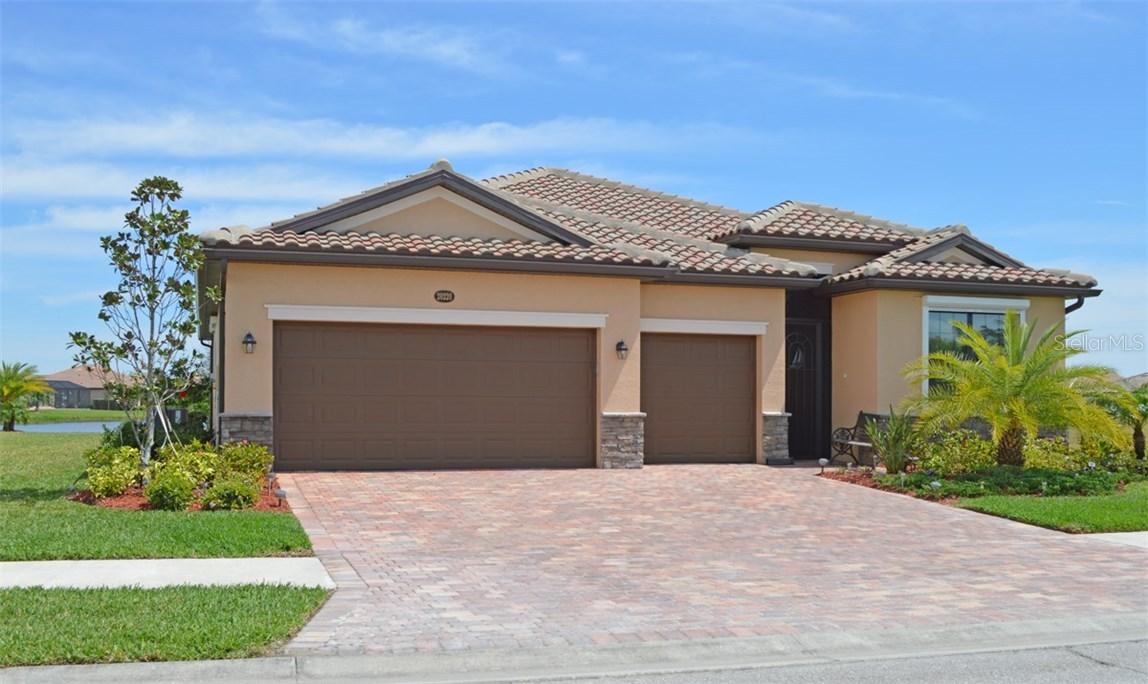 20220 Granlago Dr., Venice, FL 34293