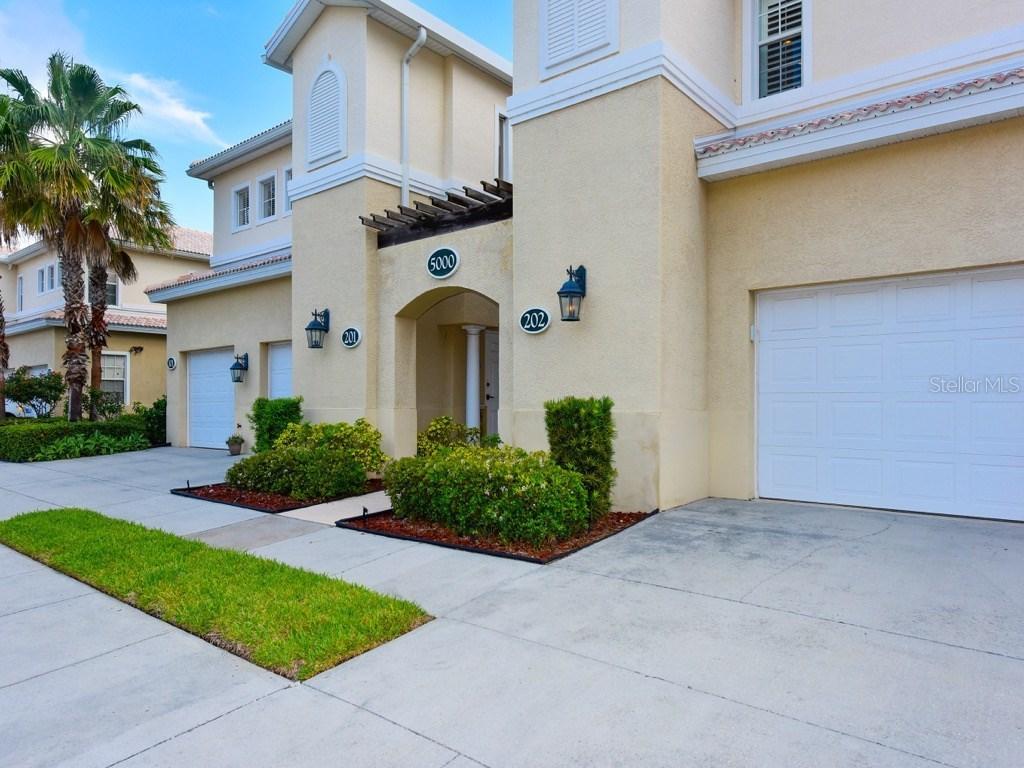 5000 Ibis Way #202, Venice, FL 34292