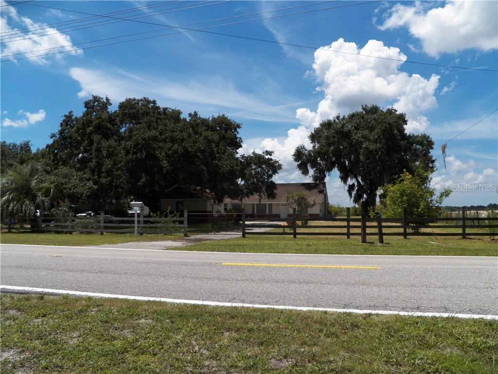 5725 69th St., Palmetto, FL 34221