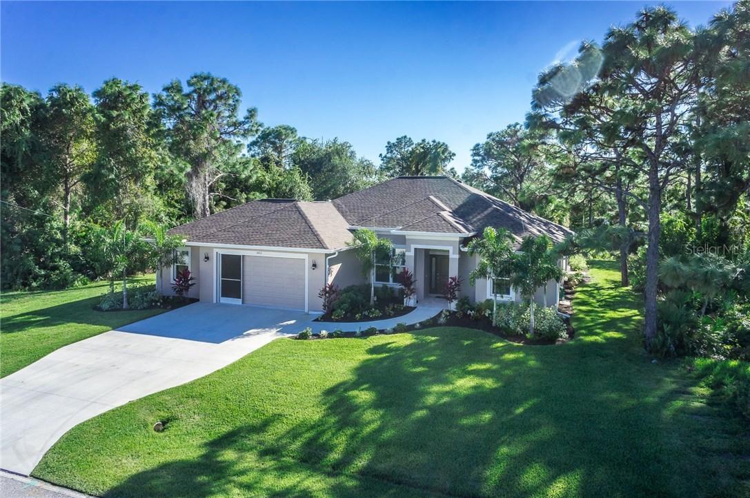 662 Rotonda Cir., Rotonda West, FL 33947