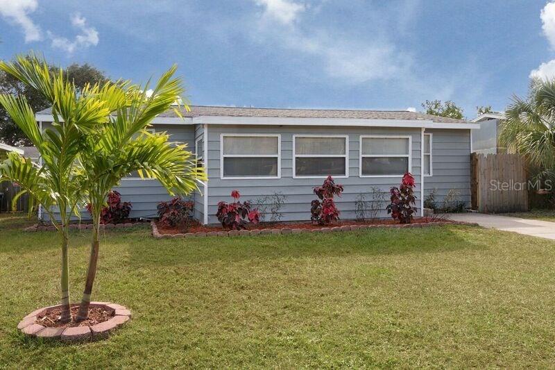 812 Pineland Ave., Venice, FL 34285