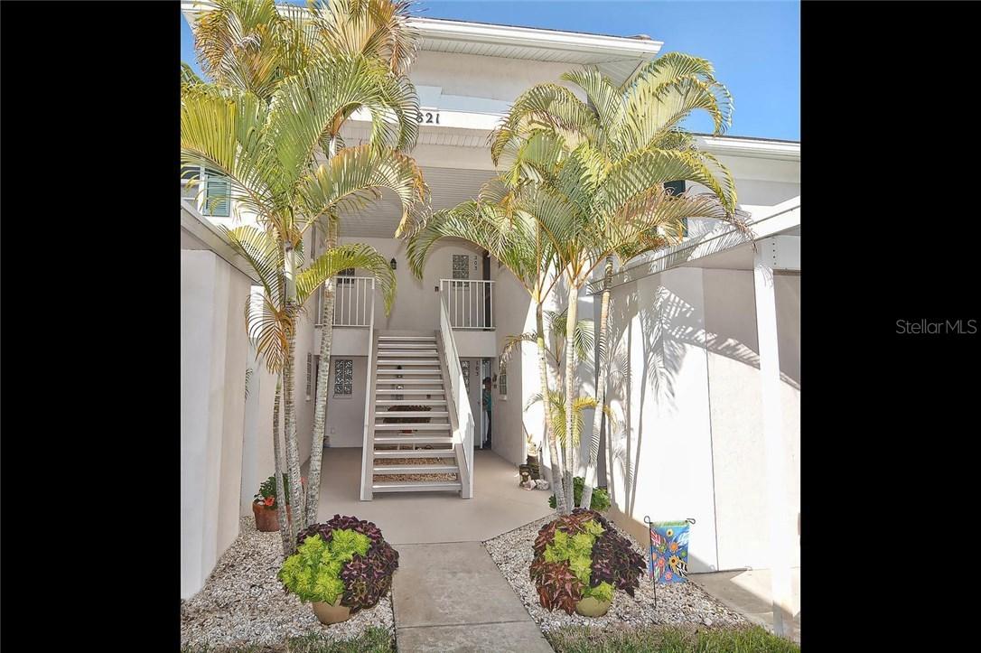 821 Montrose Dr. #103, Venice, FL 34293