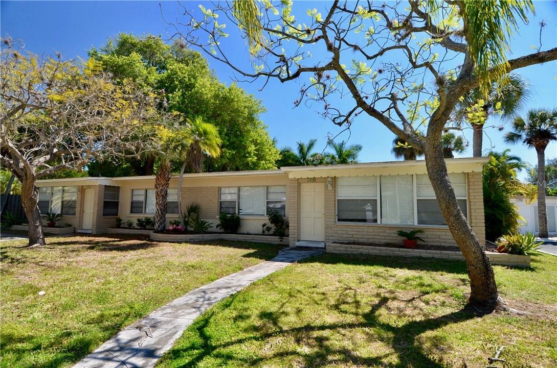 303 Colonia Ln., Nokomis, FL 34275