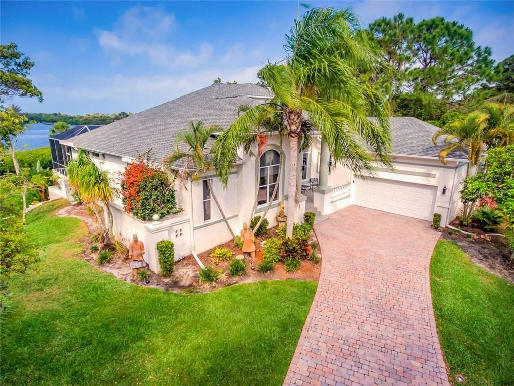 2210 Lemon Ave., Englewood, FL 34223