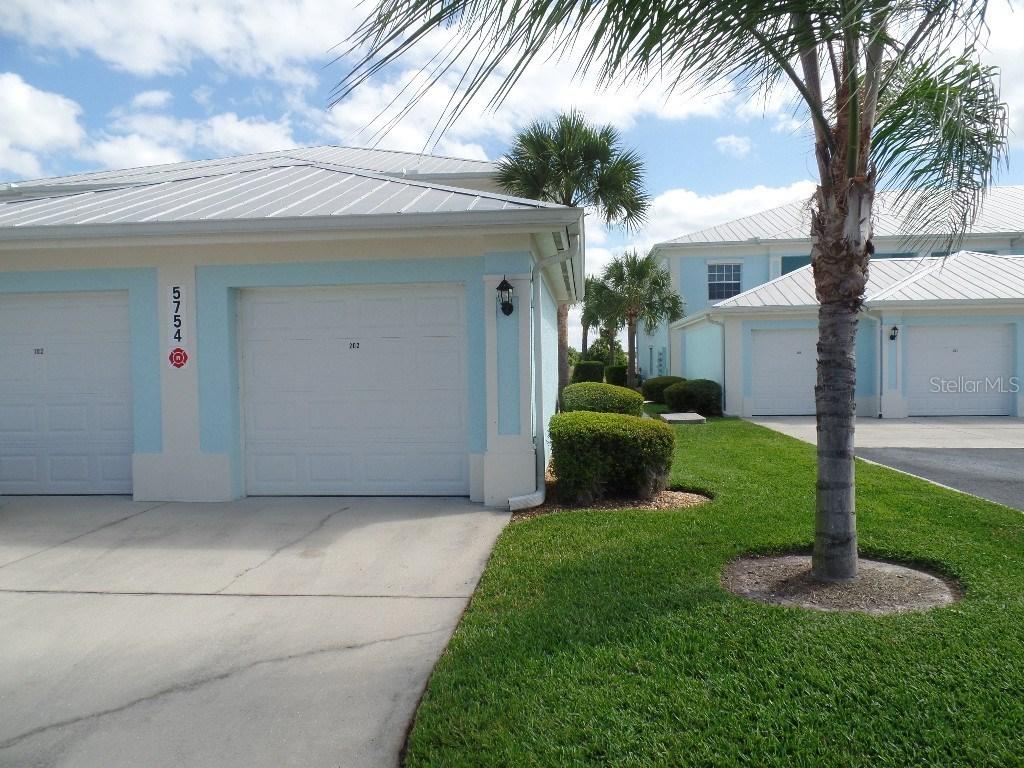 5754 Sabal Trace Dr. #202BD5, North Port, FL 34287