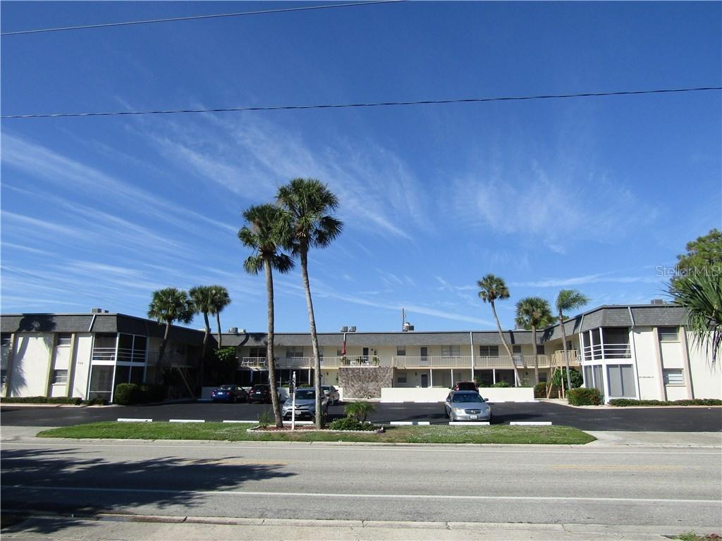 528 Barcelona Ave. #113, Venice, FL 34285