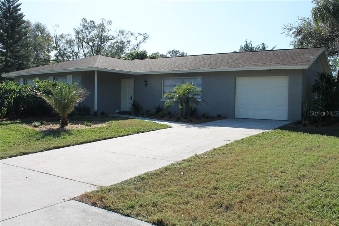 4664 Linwood St., Sarasota, FL 34232