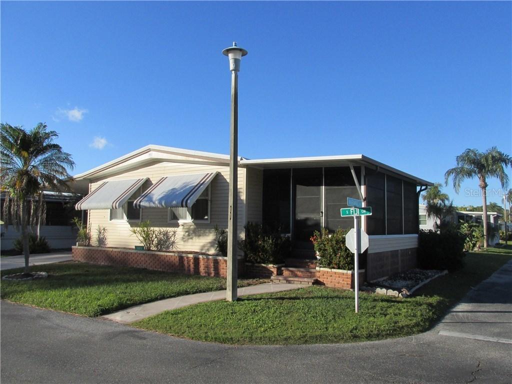 111 S Fiji Cir., Englewood, FL 34223