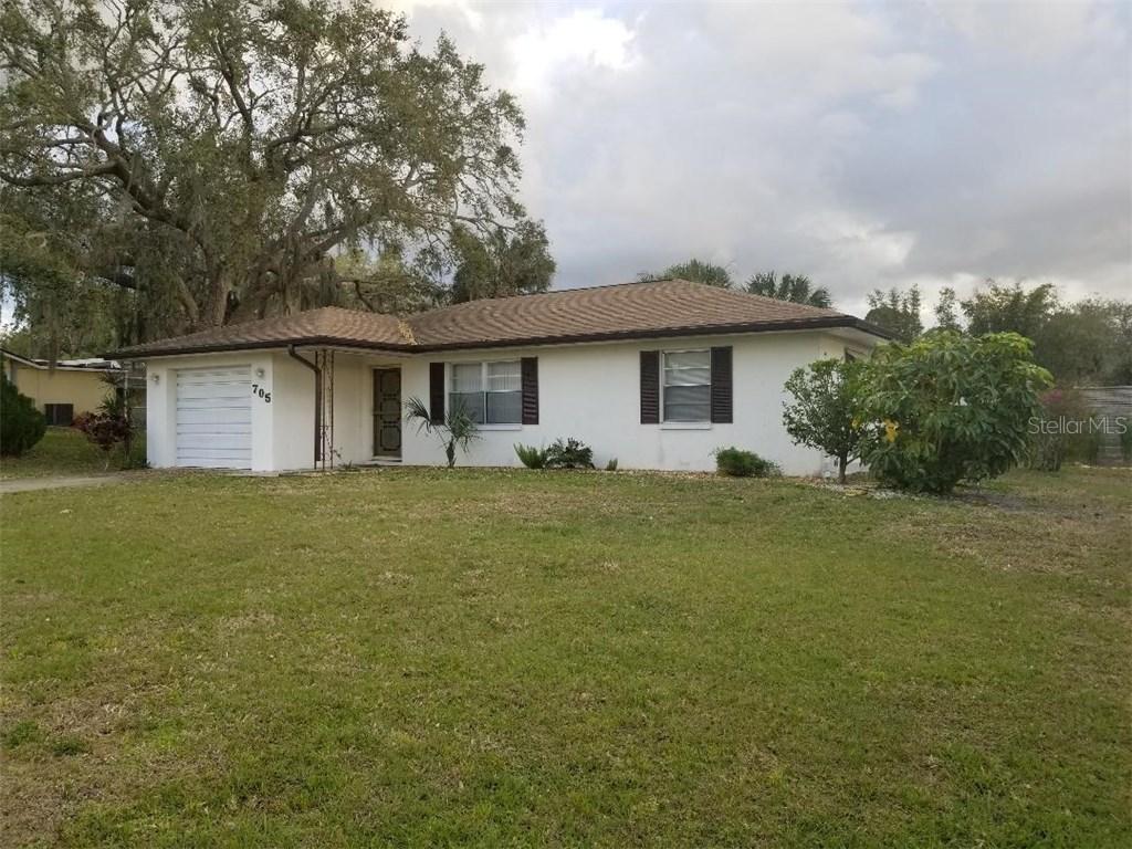 705 Florence St., Nokomis, FL 34275