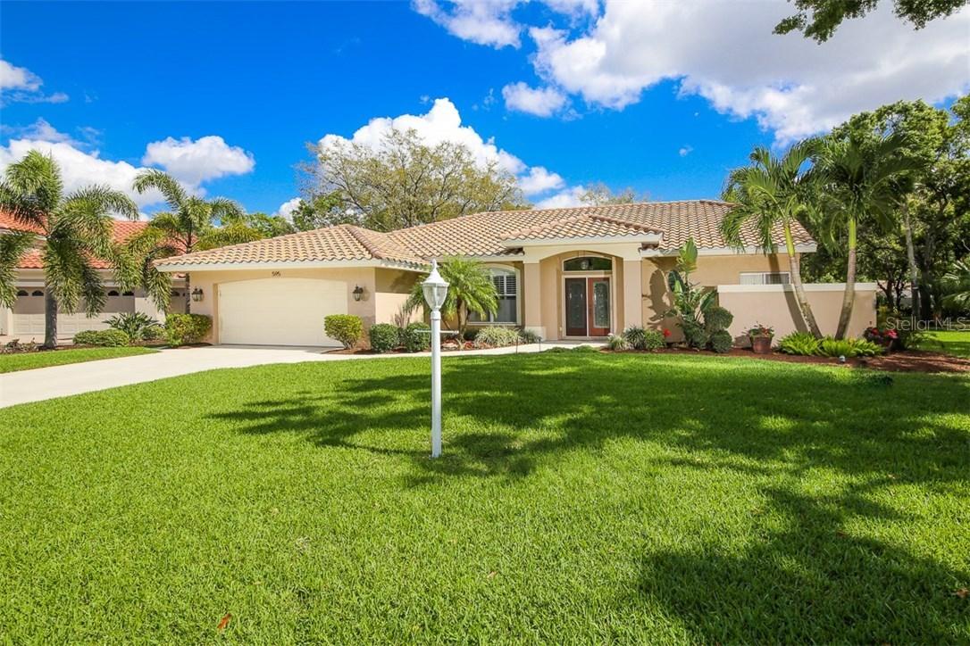 595 Aston Woods Ct., Venice, FL 34293