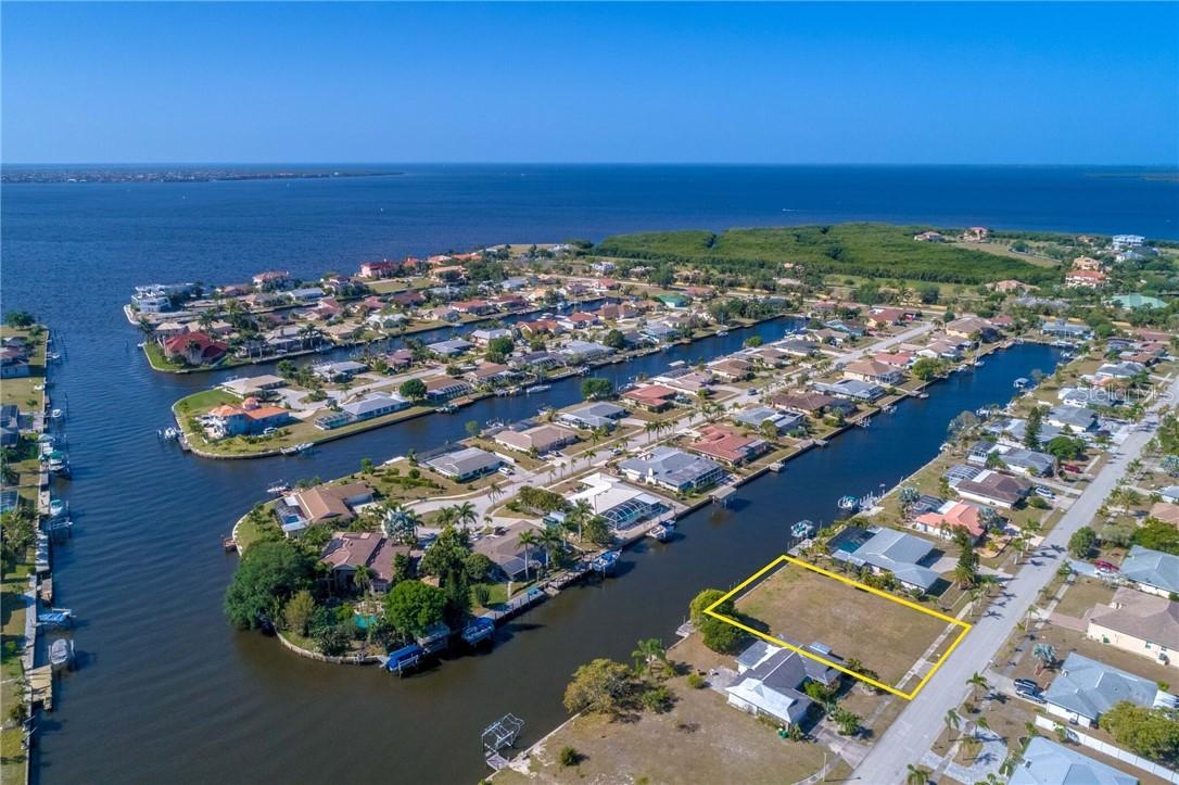 275 Stebbins Ter., Port Charlotte, FL 33952
