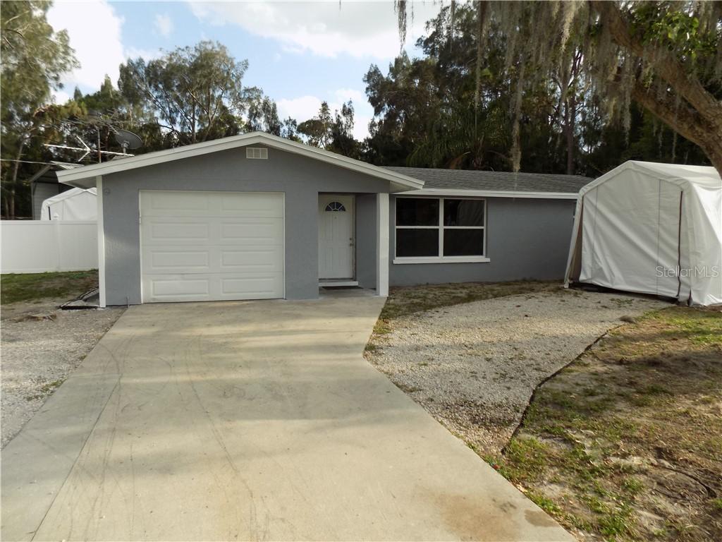 131 Artists Ave., Englewood, FL 34223