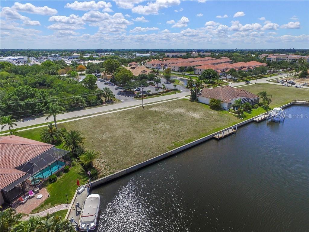 2033 Magdalina Dr., Punta Gorda, FL 33950