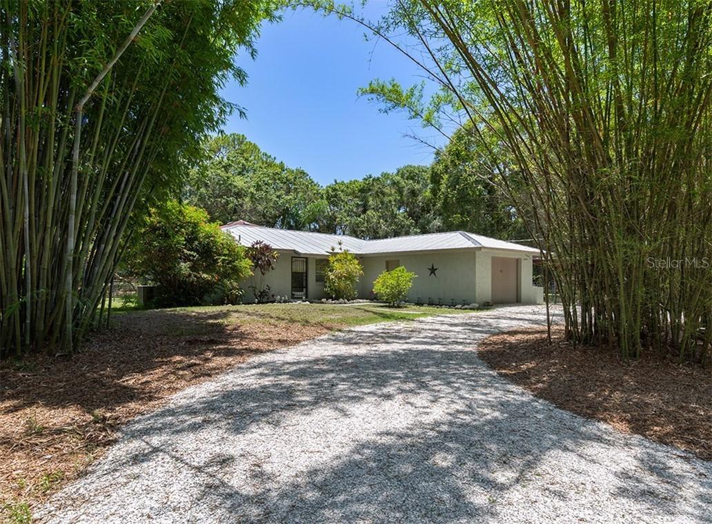 125 Palm Dr., Venice, FL 34292