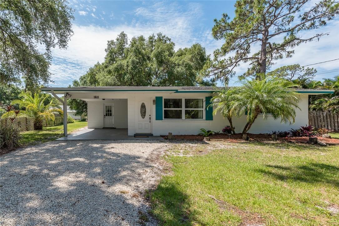 1611 5th St., Englewood, FL 34223