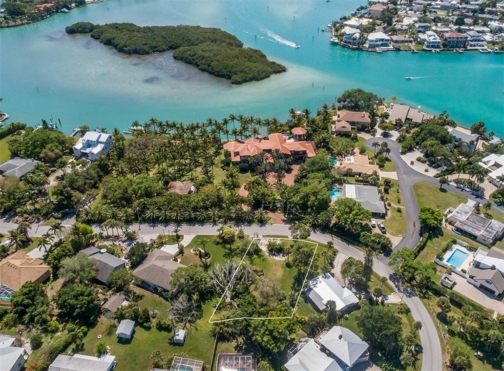 514 Bayview Pkwy., Nokomis, FL 34275