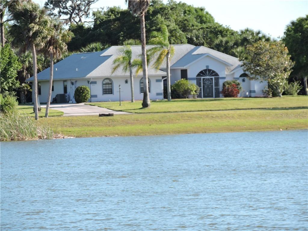 8090 Casa De Meadows Dr., Englewood, FL 34224