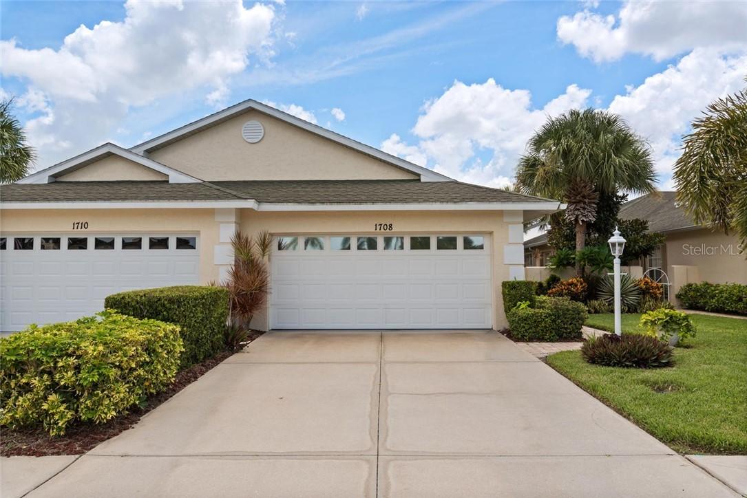 1708 Fountain View Cir., Venice, FL 34292