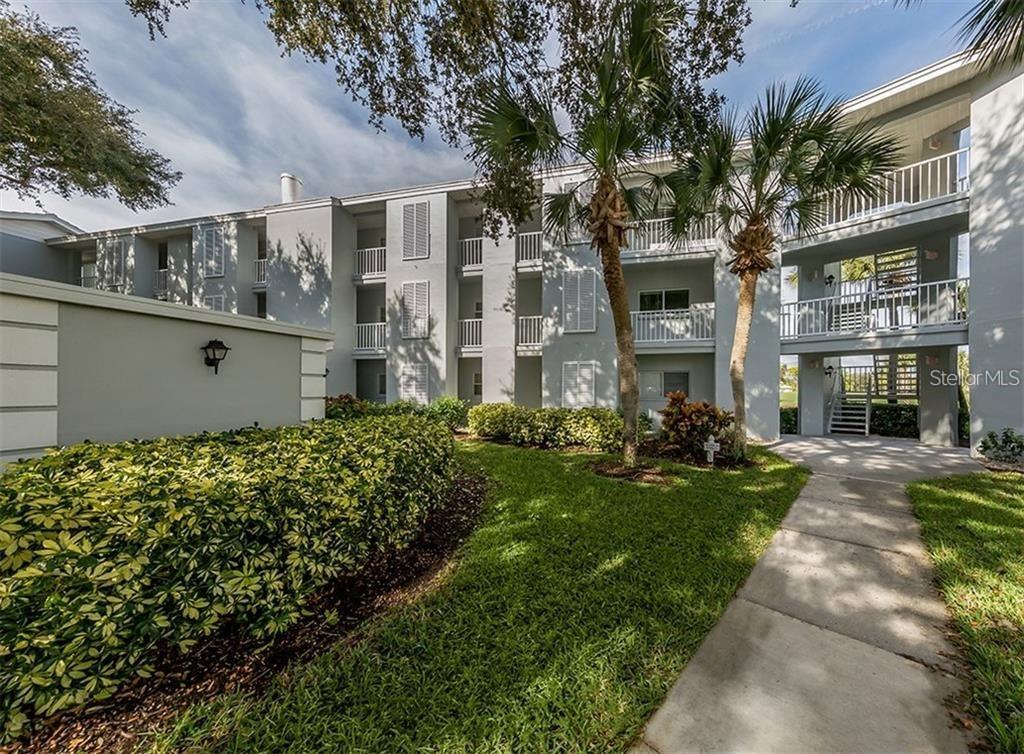 404 Cerromar Cir. #110, Venice, FL 34293