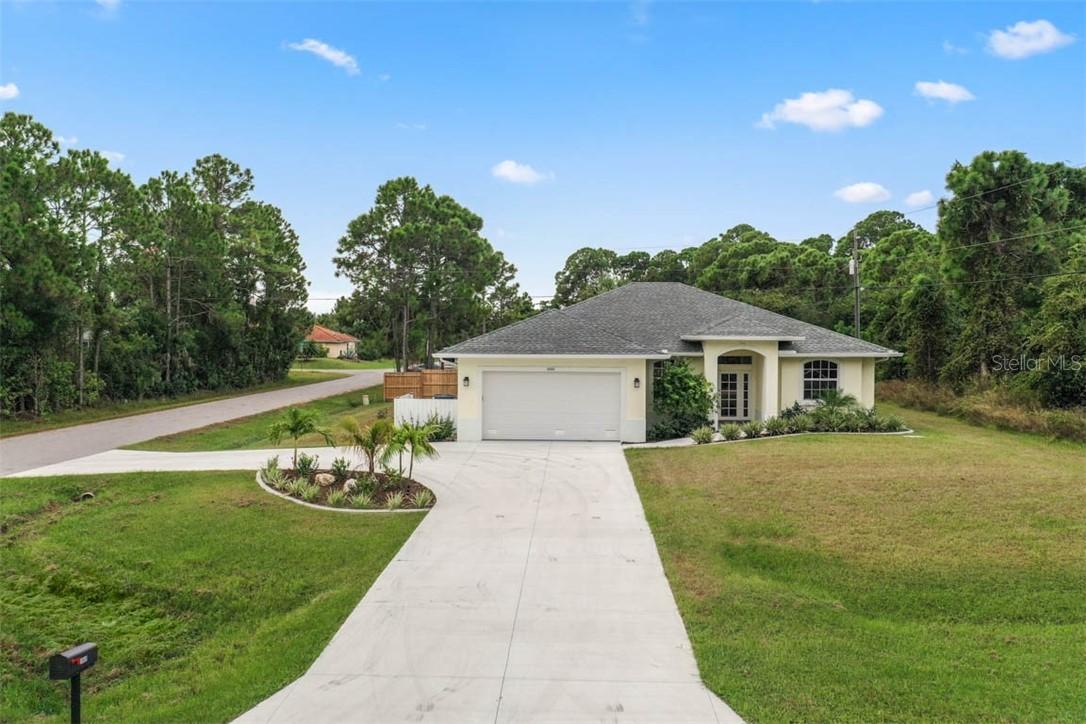 5849 Gillot St., Port Charlotte, FL 33981