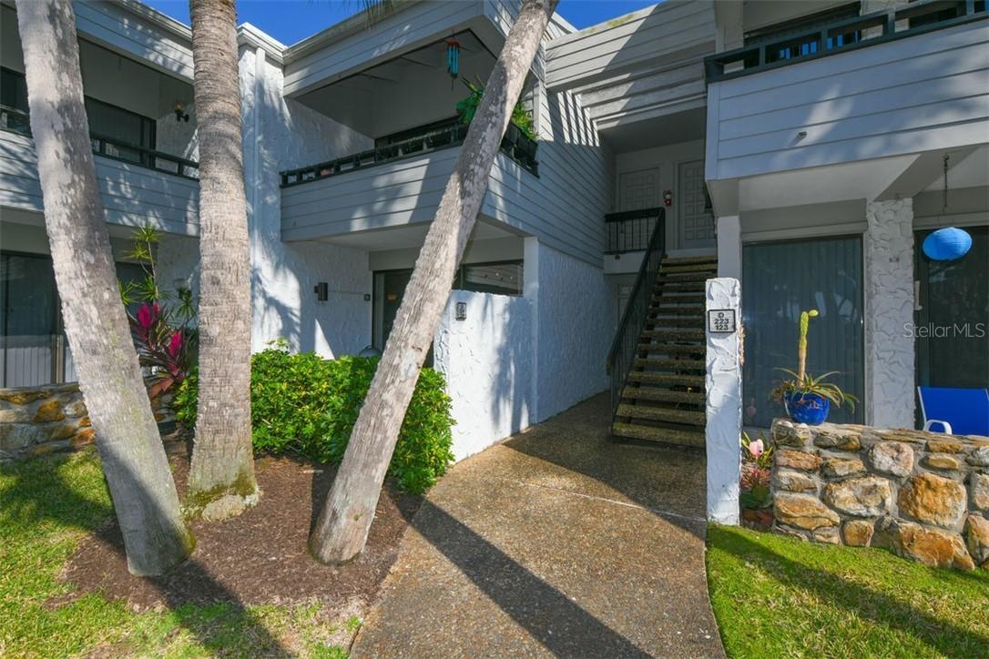 1555 Tarpon Center Dr. #124, Venice, FL 34285