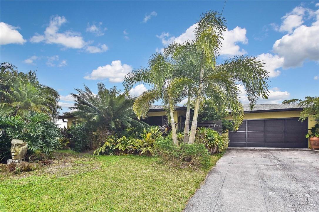 22191 Mamaroneck Ave., Port Charlotte, FL 33952